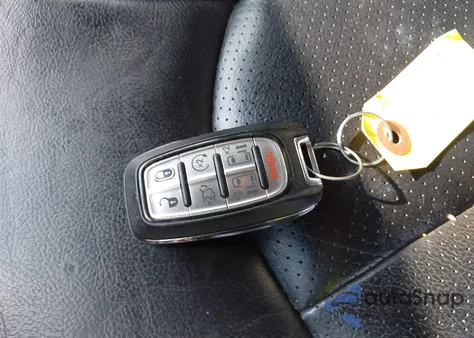 2018 Chrysler Pacifica Touring L z USA, uszkodzony, nr VIN 2C4RC1BG5JR354067